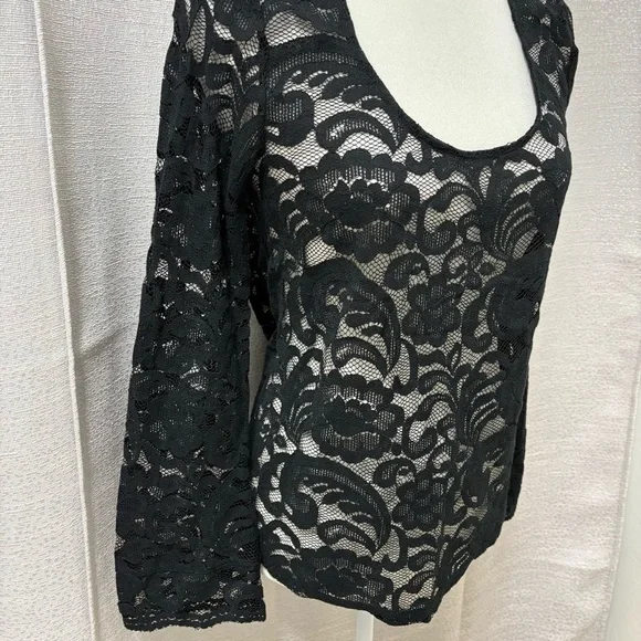 Express Womens Black Sheer Lace Top
Size Small Y2K 90s Whimsigoth Fairy Grunge - Picture 4 of 13
